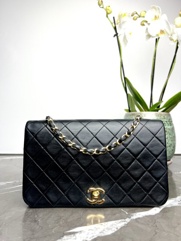 CHANEL Classic Single Full Flap • GHW