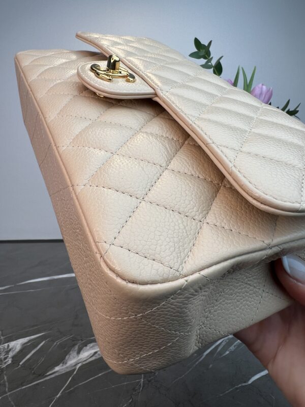 CHANEL Classic Medium Beige • Caviar GHW - Image 7