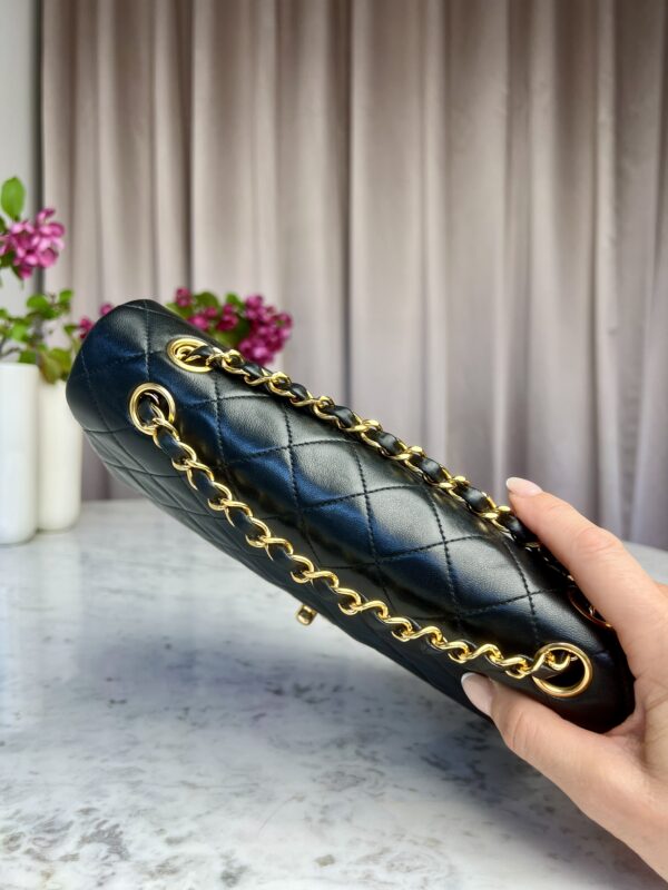 CHANEL Classic Medium • Vintage GHW - Image 6