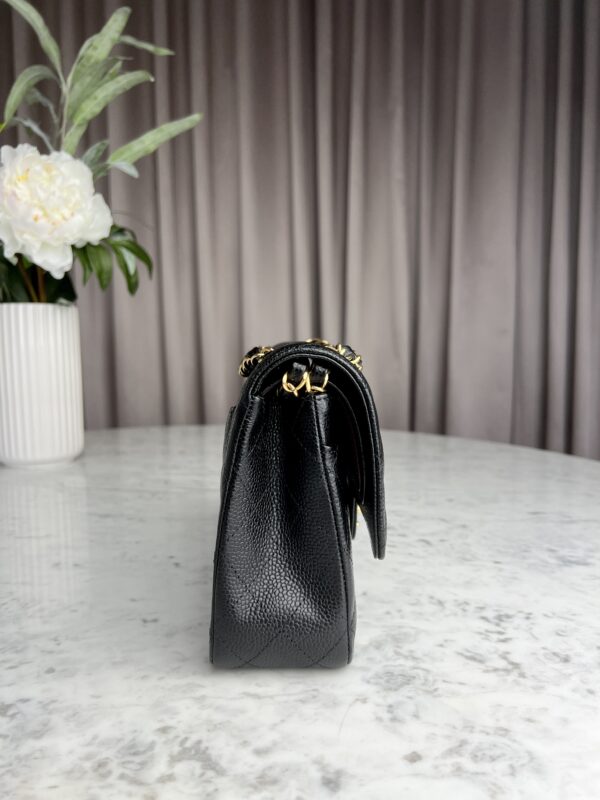 CHANEL Classic Medium • Caviar GHW - Image 5