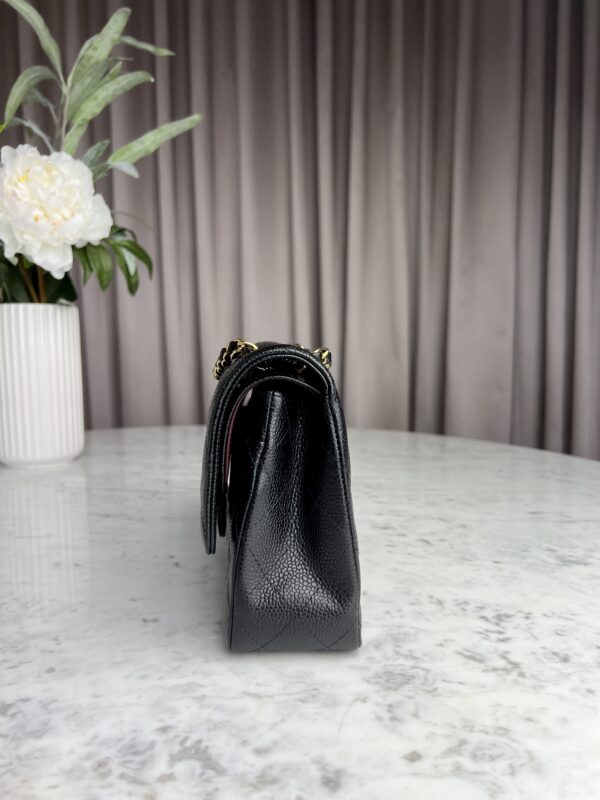 CHANEL Classic Medium • Caviar GHW - Image 4