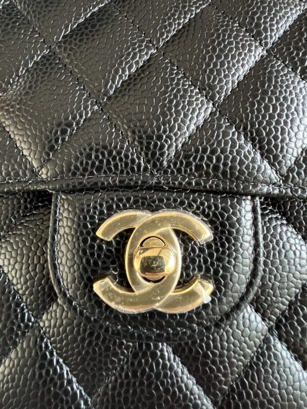 CHANEL Classic Medium • Caviar GHW - Image 15
