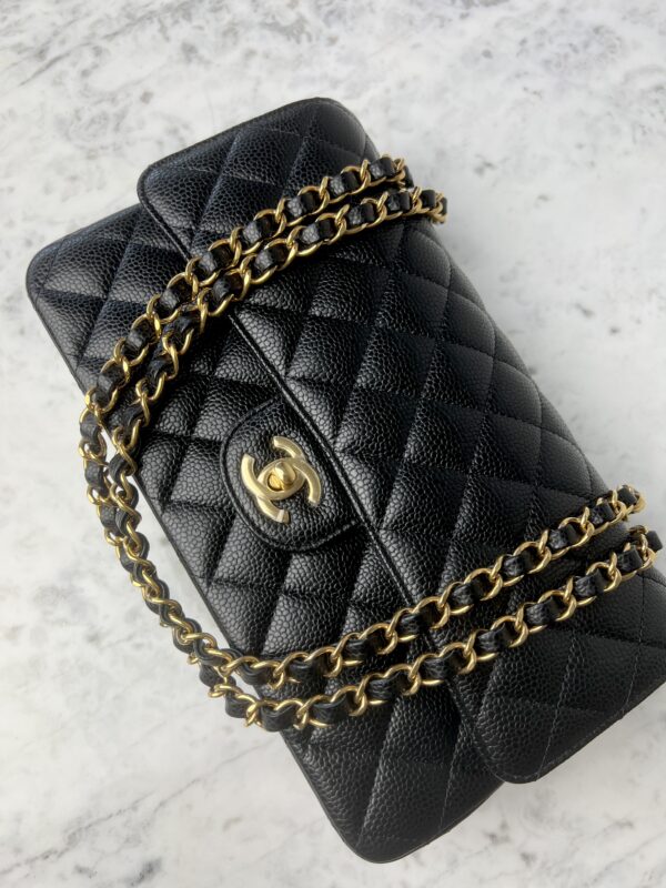 CHANEL Classic Medium • Caviar GHW - Image 16